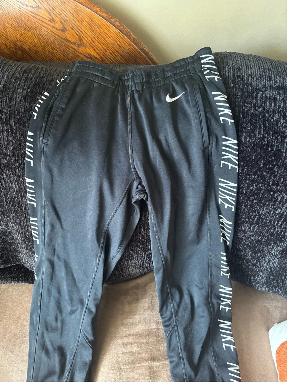 Nike Black Girls' Logo Joggers with Side Tape